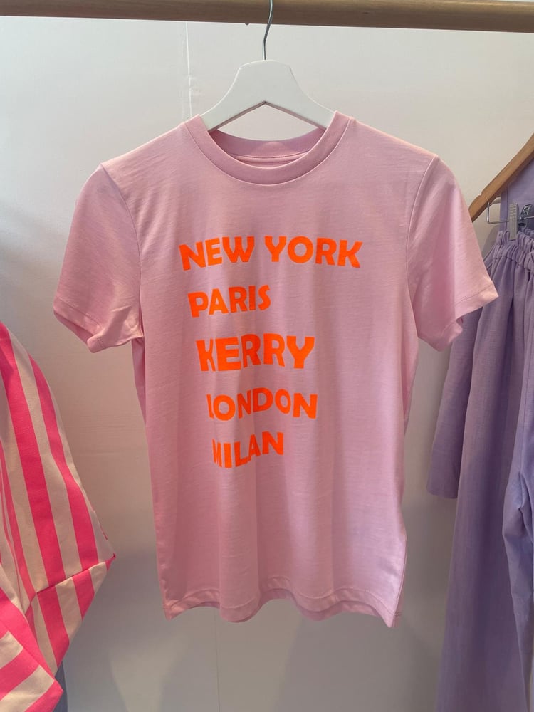 Image of Kids Kerry Neon Orange Slogan