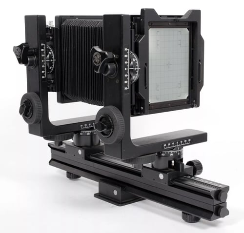 Image of Horseman 45L All geared 4X5 Camera with 165mm lens + holders + film + fresnel (#4127)