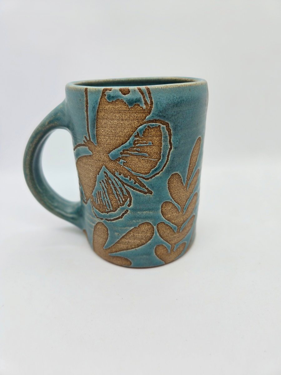 Image of CUSTOM ORDER BELL-MOTH MUG IN LEVI