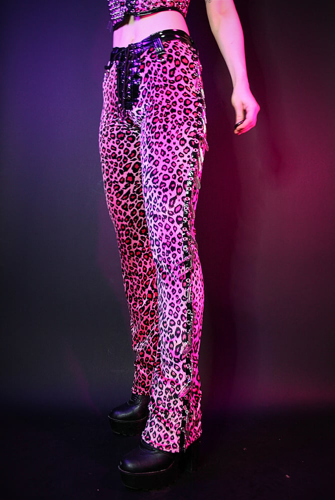 Image of CAT PEOPLE PANTS PINK