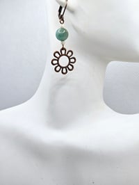 Image 2 of Daisy Flower Set