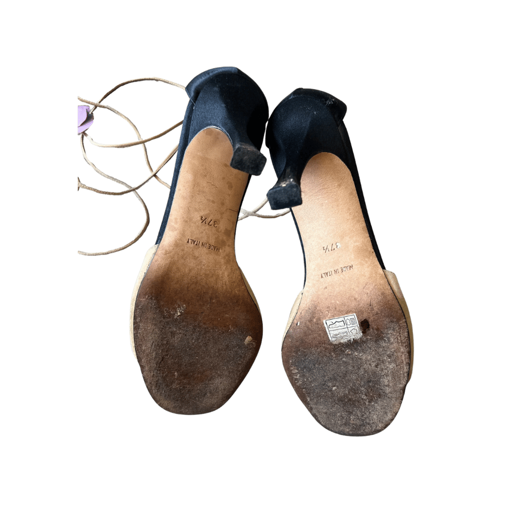 Image of RENÉ CAOVILLA FLOWER HEELS