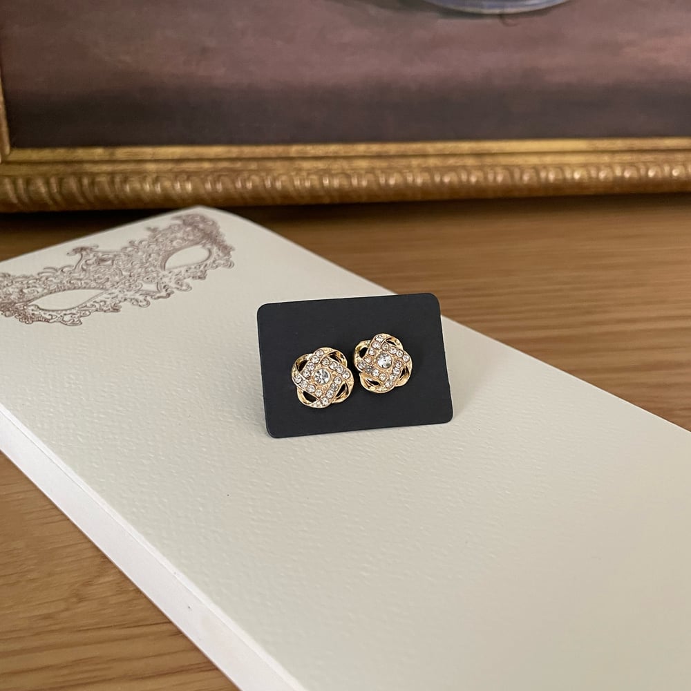 Image of Gold Swirl Earrings