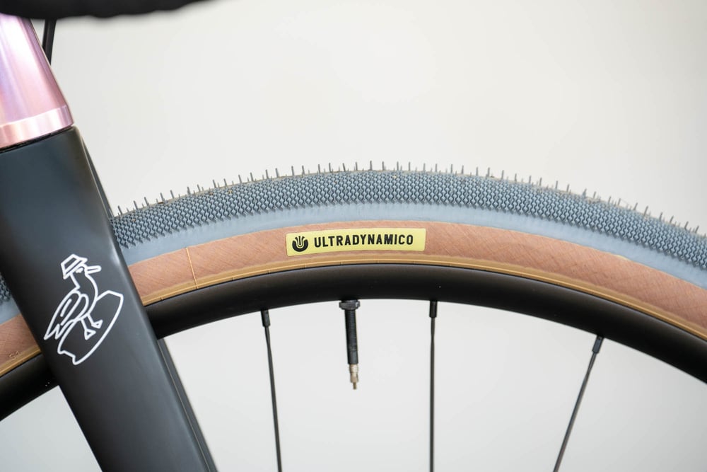 Ultradynamico Cava Race Tire