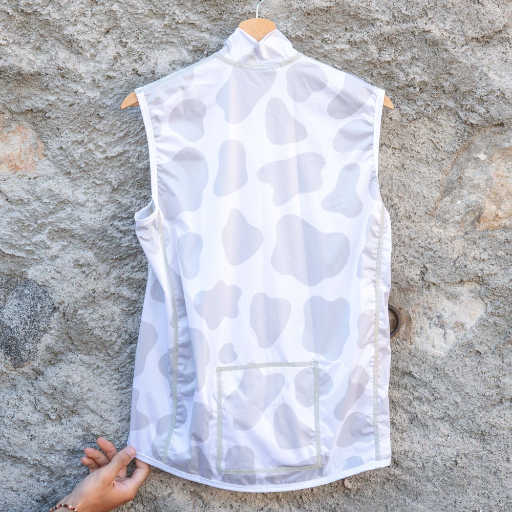 euroVACAY Winter Hologram Cow Packable Vests