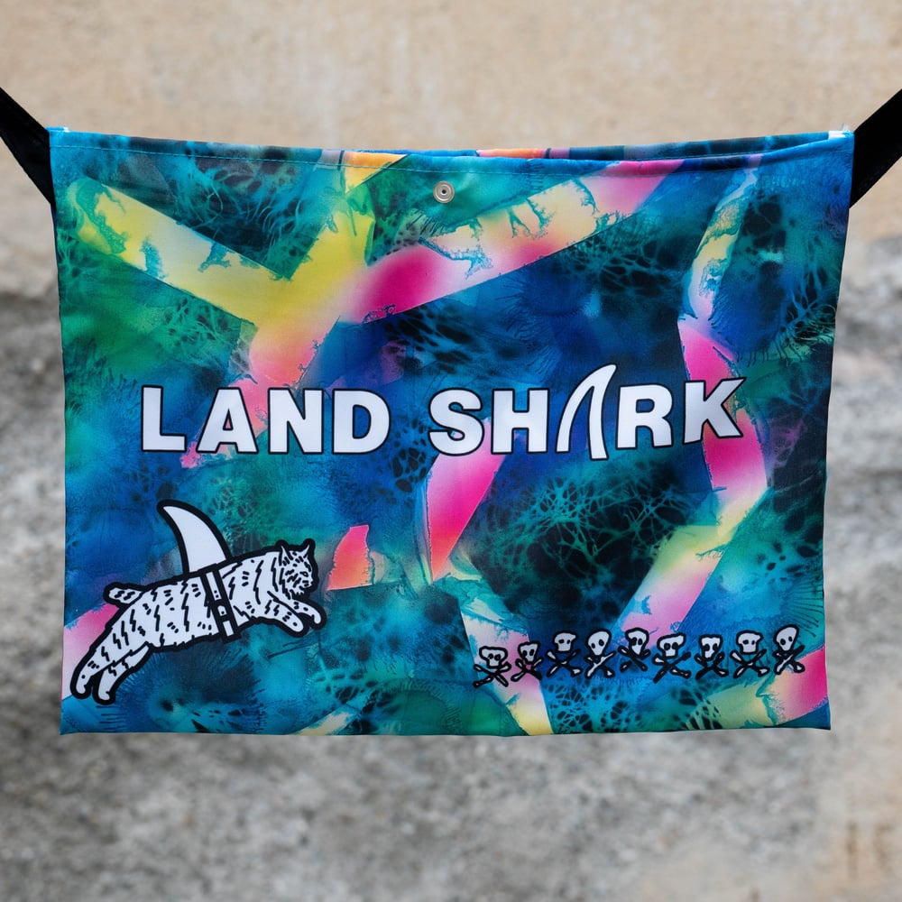 Landshark Musette