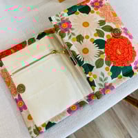 Image 3 of Pochette à aiguilles Smoky (Blanc,rose)