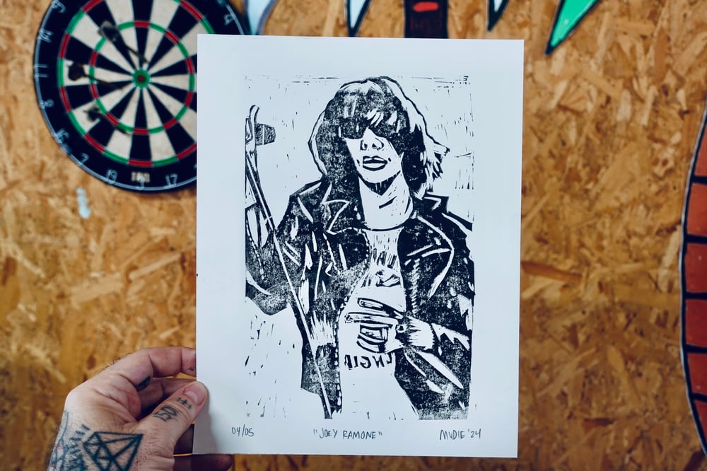 Image de Joey Ramone- Lèvre Rose - Impression en lino BONUS " Pink Lips " UNIQUE