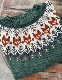 Image 3 of Into the wild - Tweed wool sweater - Emerald green - Ready to ship