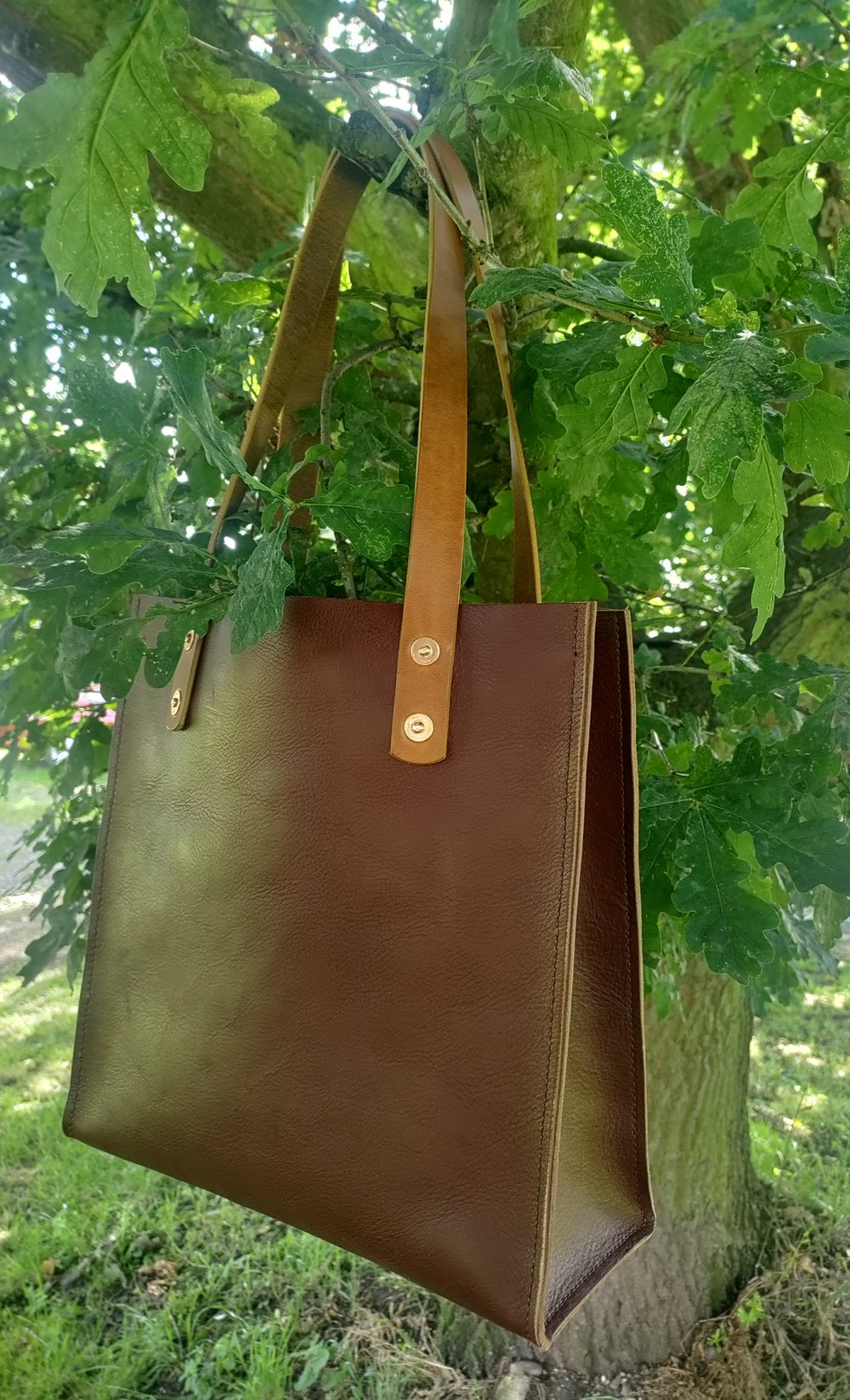 Otter Tote