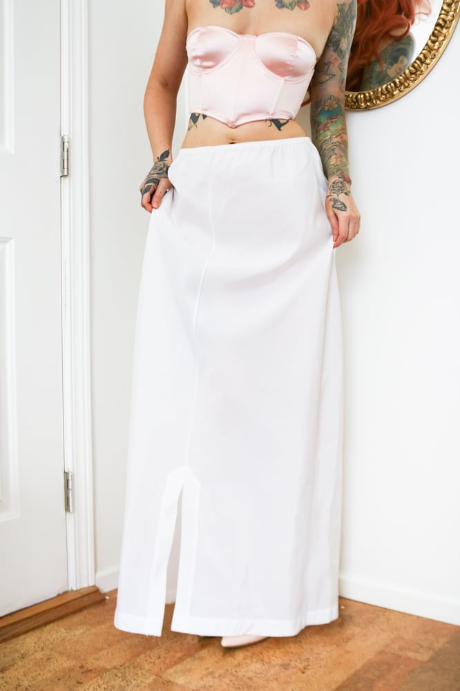 Image of Vintage 1980s JCPenneys Floor Length Slip (Large)