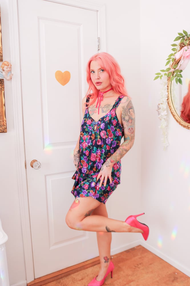 Image of 90s Adonna Rich Floral Print Nightgown (M-L) please read size