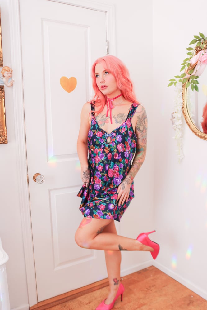 Image of 90s Adonna Rich Floral Print Nightgown (M-L) please read size
