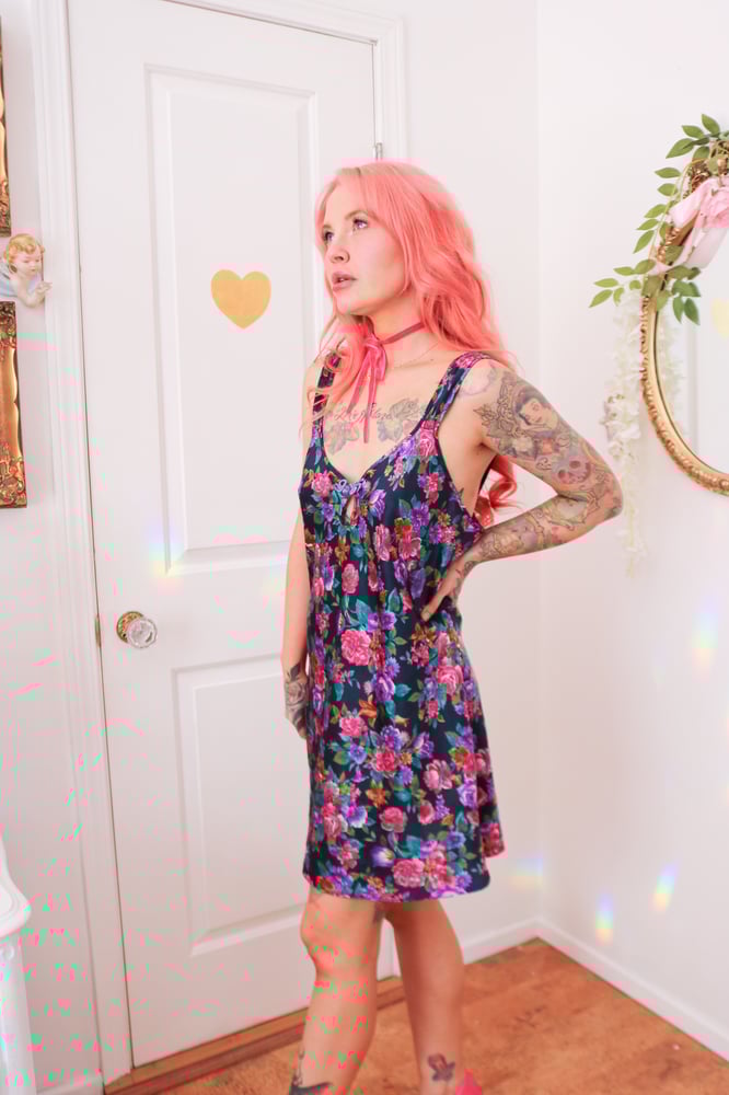 Image of 90s Adonna Rich Floral Print Nightgown (M-L) please read size