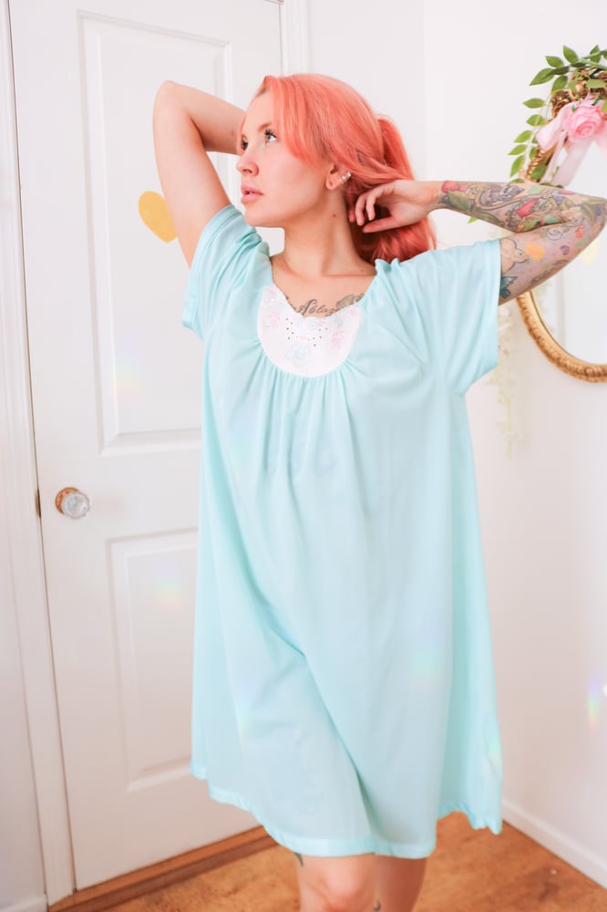 Image of Vintage Late 80s Kelly Reed Robin Egg Blue Nightgown (Large) *Read Condition