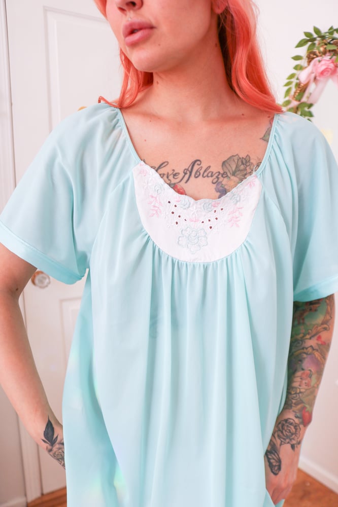 Image of Vintage Late 80s Kelly Reed Robin Egg Blue Nightgown (Large) *Read Condition
