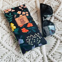 Image 3 of Etui à lunettes Grumpy Noir, champ Bleu, Matcha