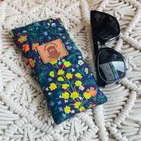 Image 4 of Etui à lunettes Grumpy Noir, champ Bleu, Matcha