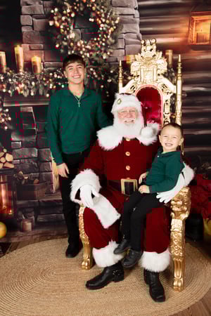 Image of 11/11/25: Christmas 40 (NO SANTA)