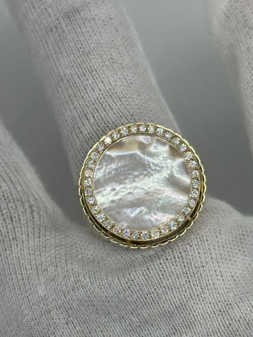 Image of Solid 9K Gold VVS1 Diamond Bezel Mother Of Pearl Sovereign Ring