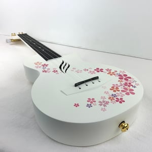 Image of Enya Nova White Flower Concert Ukulele, Carbon Fiber (Used-Mint Condition)