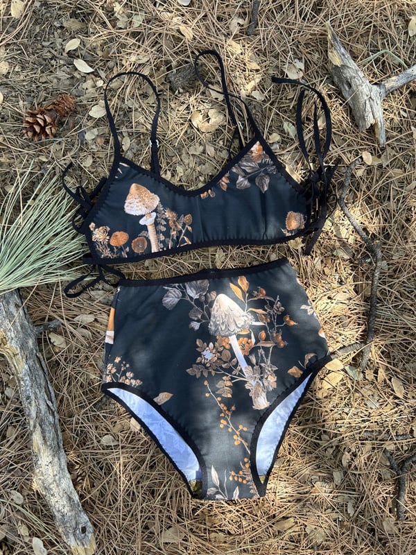 Image of RTS-S,M,L-Halaigh Bralette & Bottoms