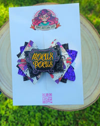 Hocus pocus hairbow 