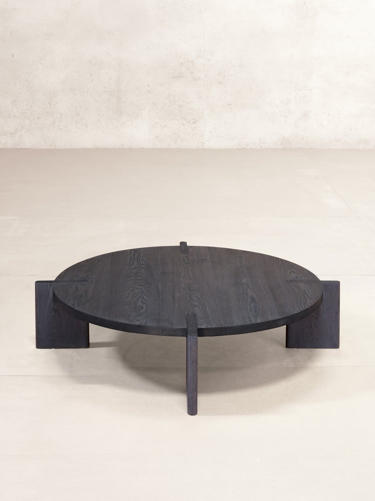 Image of x+l 14 full circle coffee table