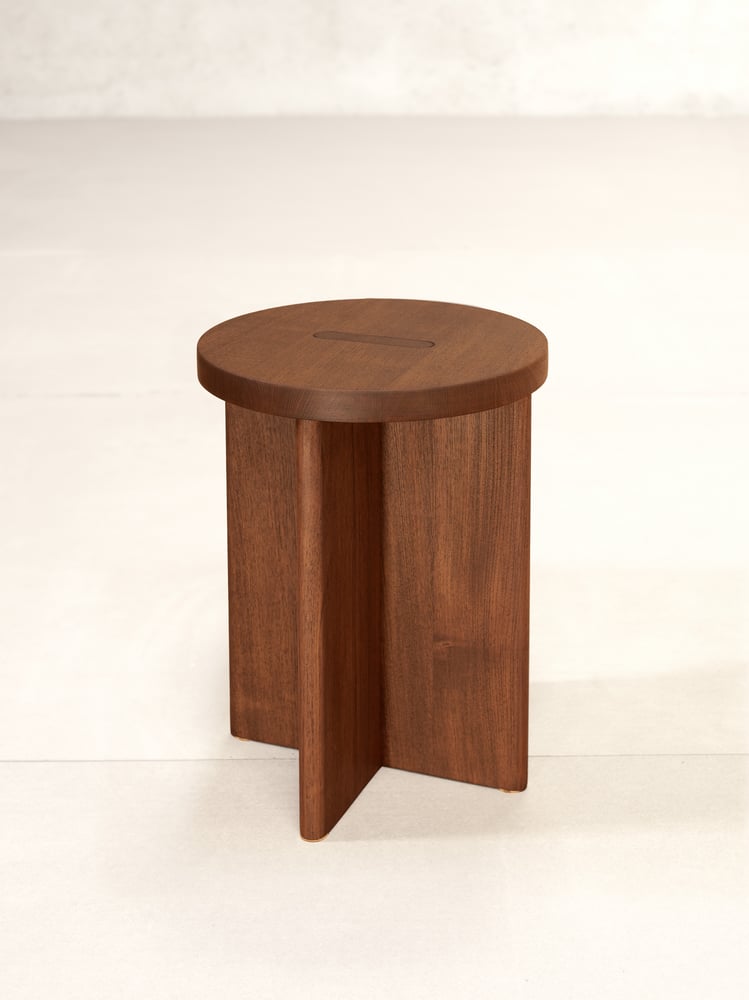 Image of x+l 15 full circle stool