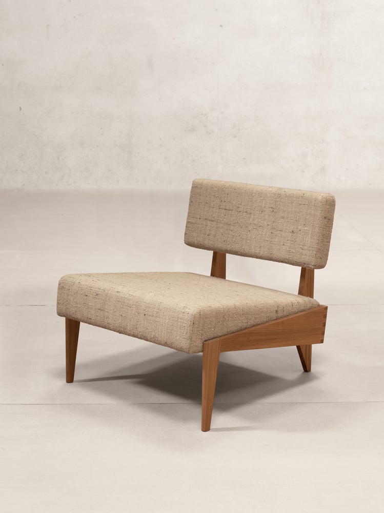 Image of x+l 11 lounge chair (natural)