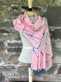 Image 4 of Pink Lattice — Handwoven Cotton Shawl