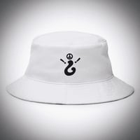 W2T White Bucket Hat