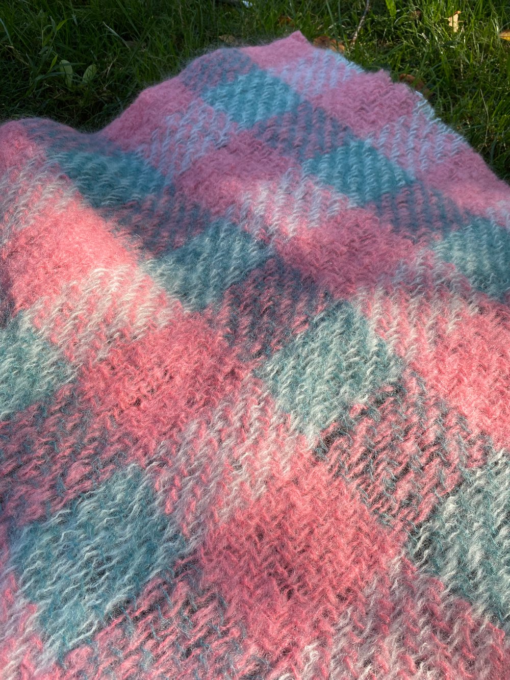 Image of plaid mohair bb blanket - pink/forest