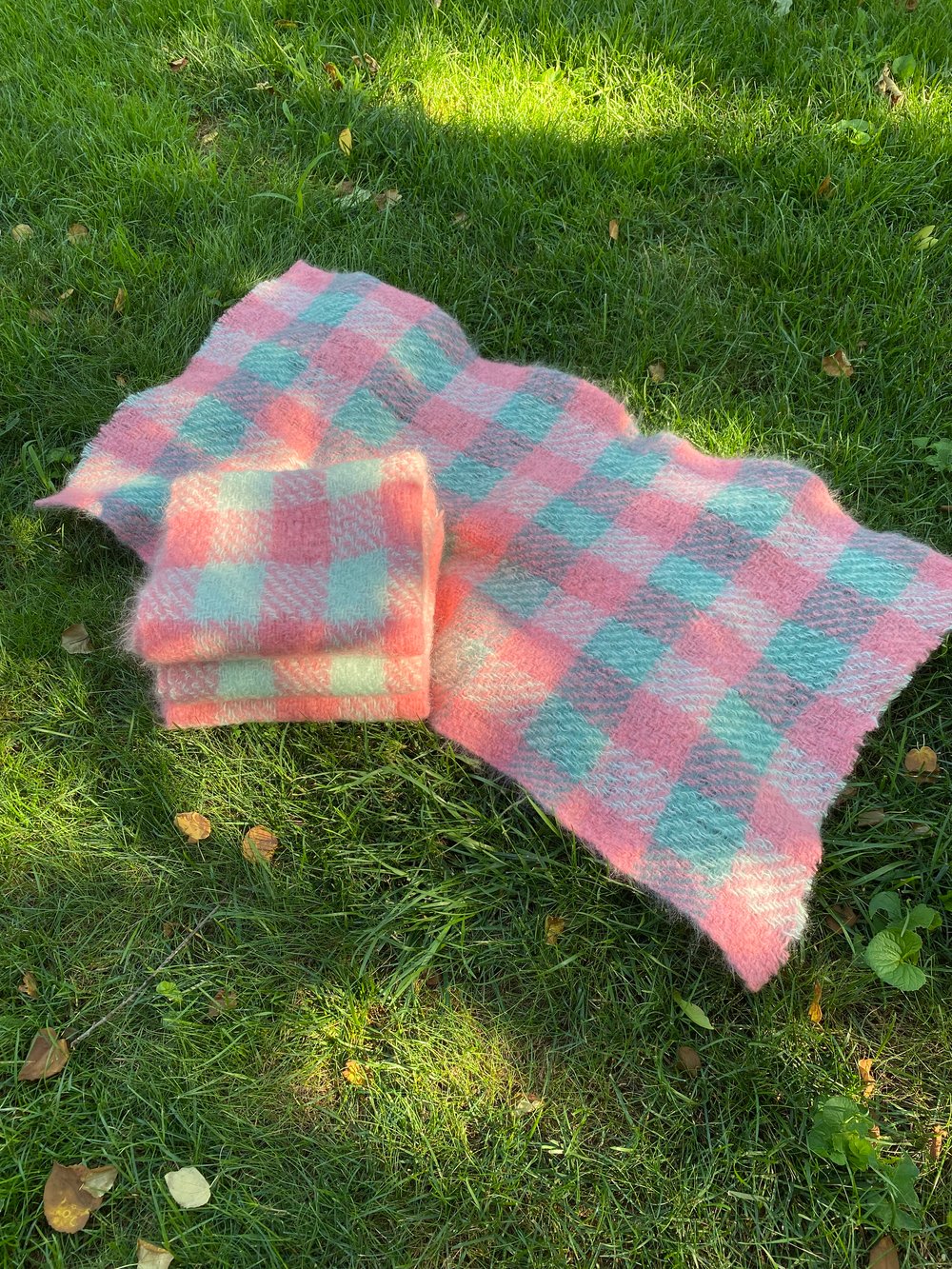 Image of plaid mohair bb blanket - pink/forest