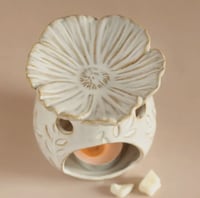 Image 2 of Bee Ceramic Burner