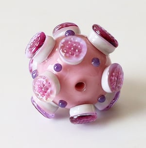 Grrrly Fly-Eye Katamari - a single substantial bead