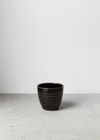 Image 2 of Nori ribbed curve cup