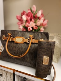 Image 1 of Preloved MK