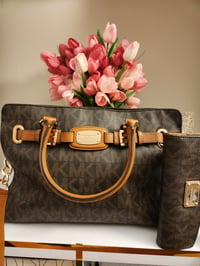 Image 2 of Preloved MK