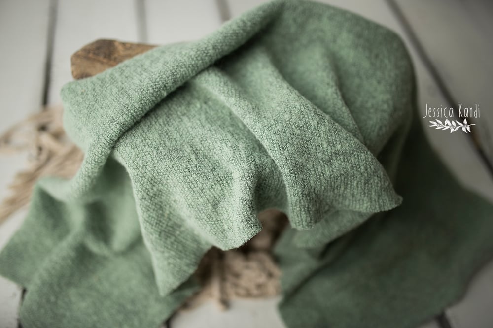 Image of Succulent Thick Sweater Wrap