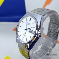 Image 2 of 1979 Seiko Quartz Type 2 Day-Date (7123-7000)