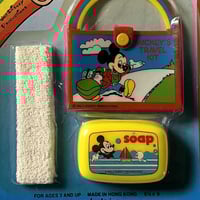 Image 2 of Set de voyage Mickey Mouse années 70 stock neuf