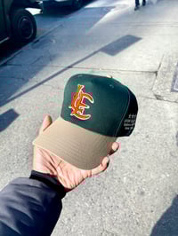 Image 3 of L.E hat Lavish Element - Kha/Dk.Grn