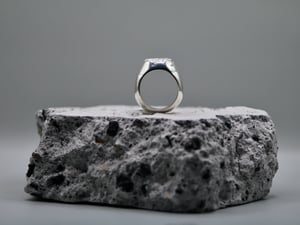 chunky signet ring