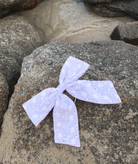 Image 3 of OLIVIA BOW · lavender haze