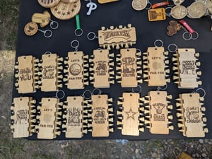 Image of Wooden Golf Tee Holder Keychain