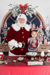 Image 4 of 12.01.2024: Baking with Santa