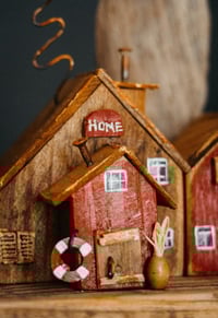 Image 3 of Holder (stopper) for books “Kvalba Town”