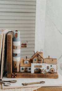 Image 1 of Book holder (stopper) driftwood series “Helk”