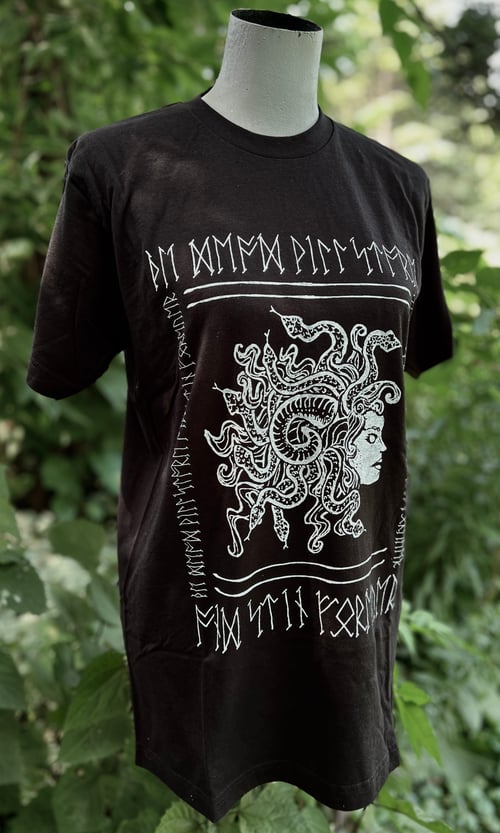 Image of MEDUSA MENS TEE